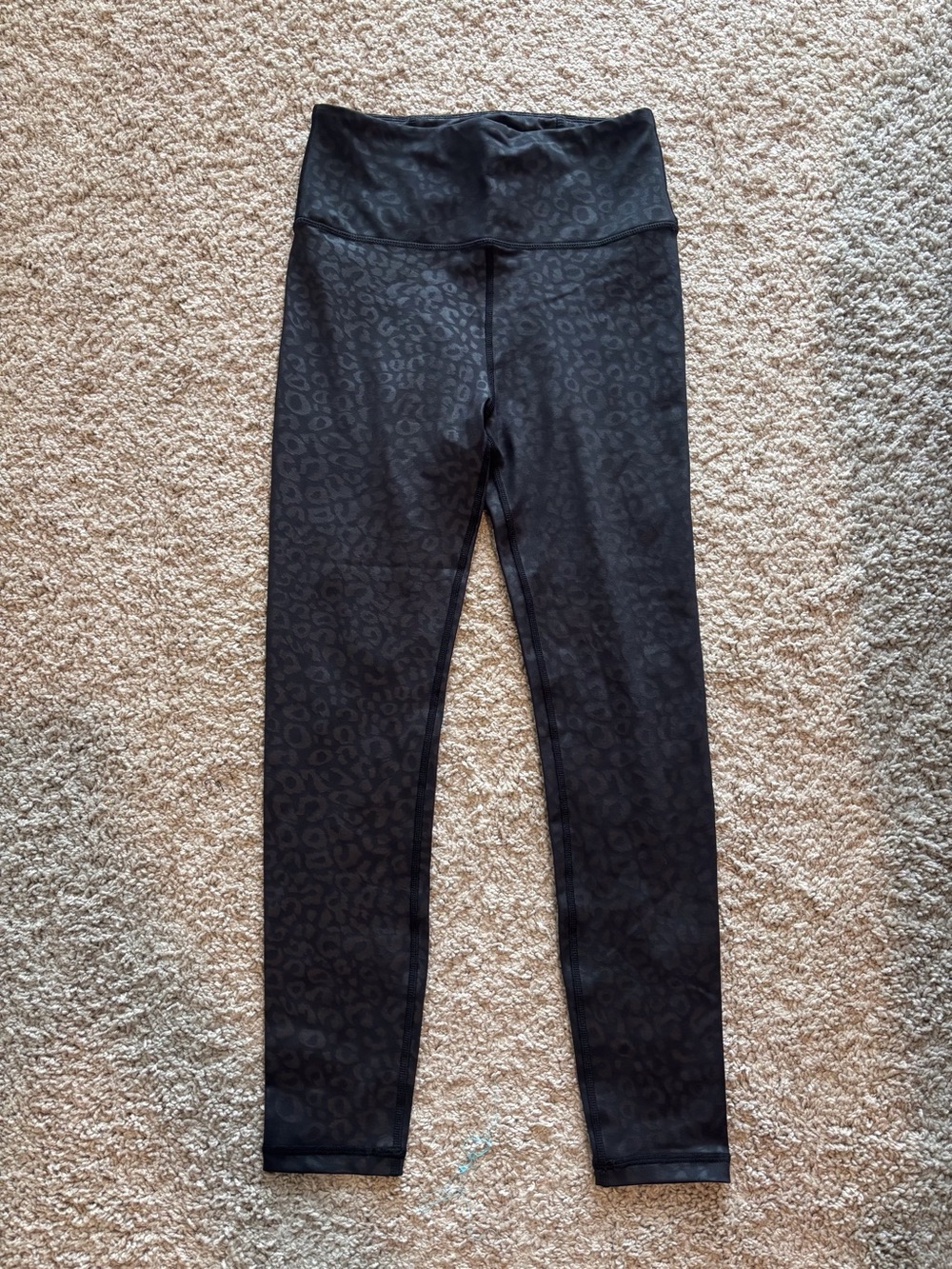 NWT ALLFENIX Black Liquid Leo 7/8 Leggings
